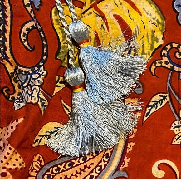 Anthropologie Sonrisa Paisley Pants Floral Red
Rouge Pattern Pull on small - Picture 5 of 10